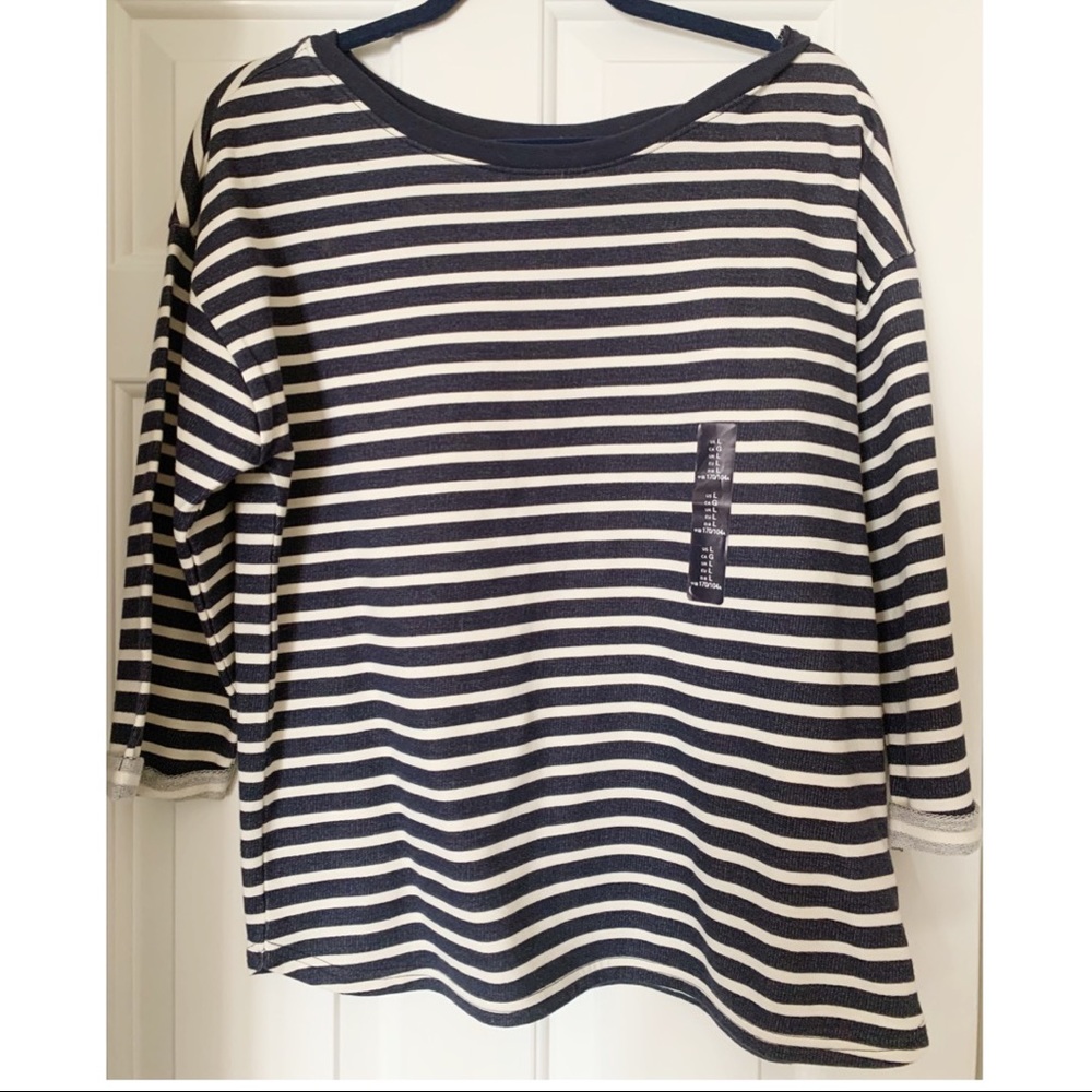 Blue and cream striped sweater / sweatshirt
